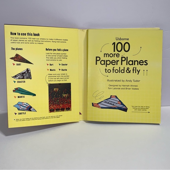 Usborne 100 More Paper Airplanes to Fold & Fly Book - Picture 3 of 5